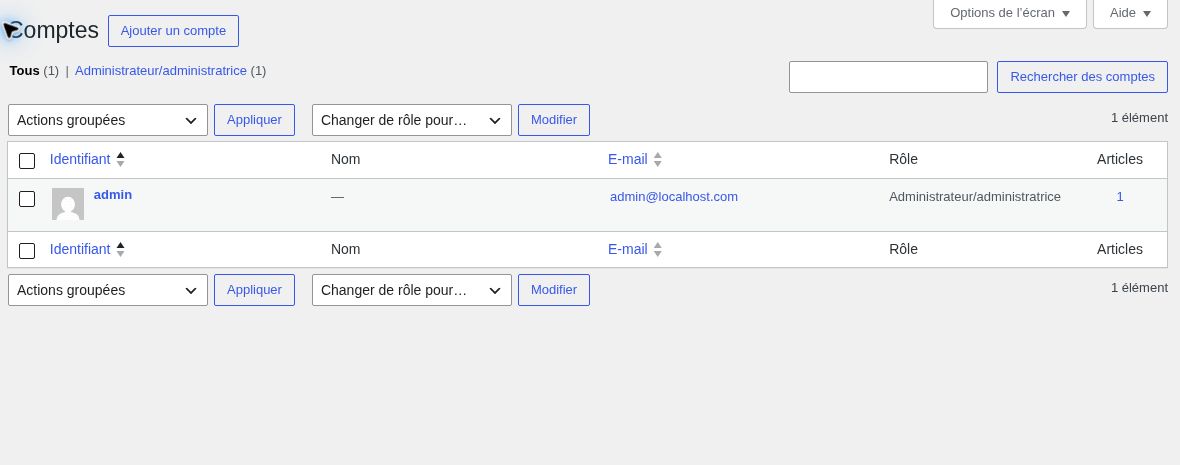 Comptes et rôles. L’instance d’exercice contient un compte administrateur généré par Playground. Choisissez les accès et les rôles adaptés à votre propre site ; ne reproduisez pas automatiquement ce compte.